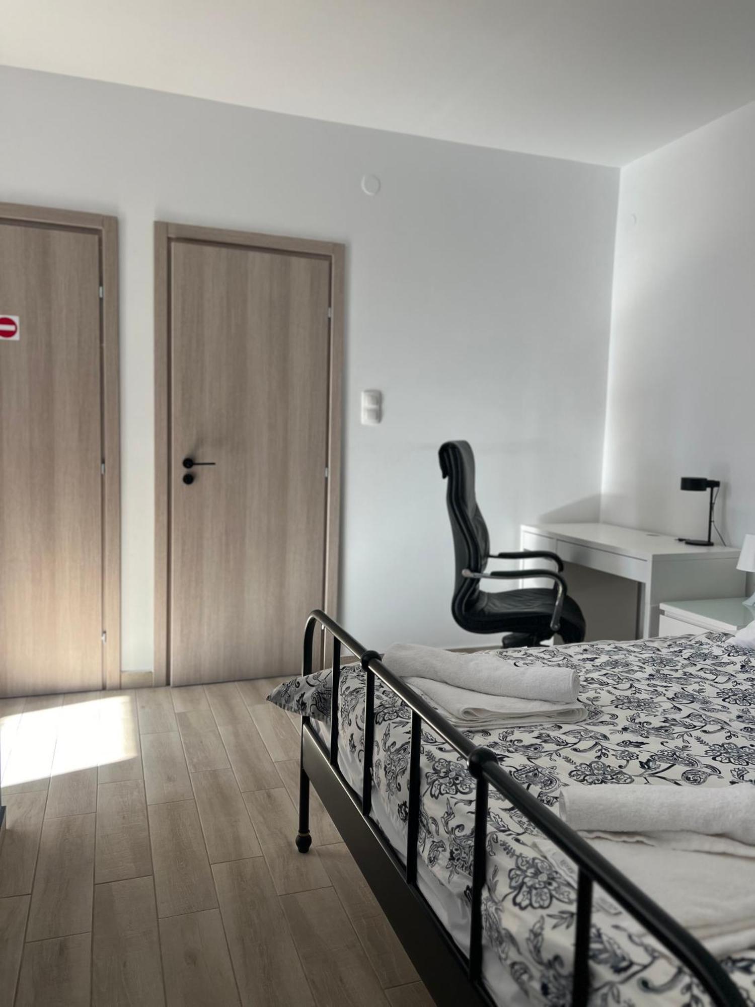 F Apartment Салоники Экстерьер фото